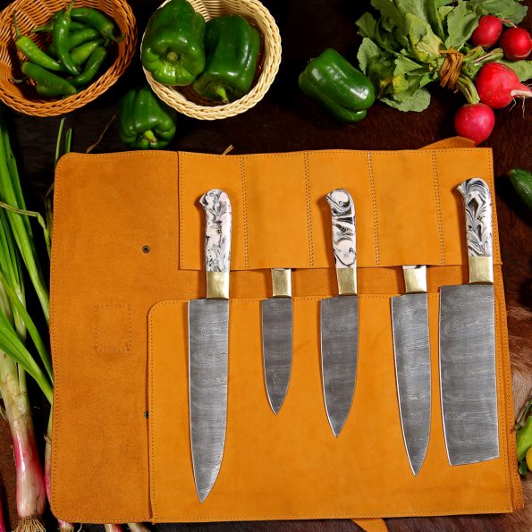 Damascus Steel Chef knives set  With Leather Sheath - Best Kitchen Knives