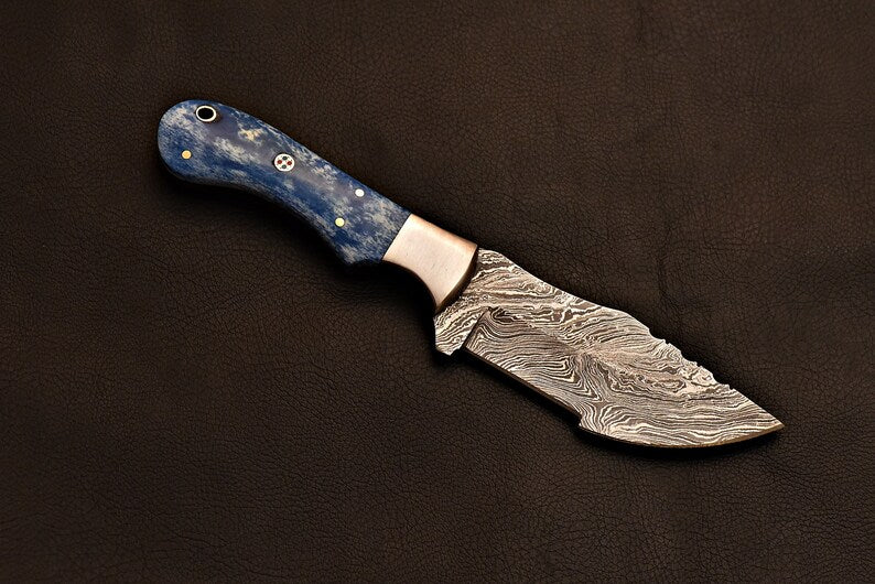 Personalised Damascus Steel Tracker Knife with Leather Sheath | Best Hunting Knife