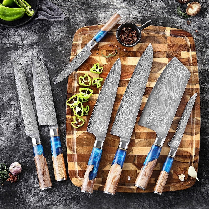 67-Layer Damascus Steel Kitchen Knife Set - 7-Piece Japanese Chef Knife Set "Tsunami" Collection, Forged from Japanese VG10 Steel