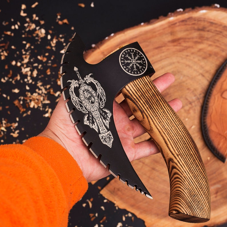 Beautiful Engraved Pizza Axe with leather cover | Best Kitchen Tools