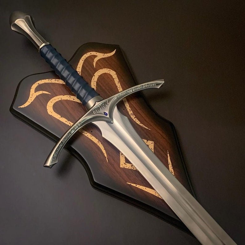 Narsil series sword with high carbon steel blade, full tang design, and classic medieval hilt by Viking Hills
